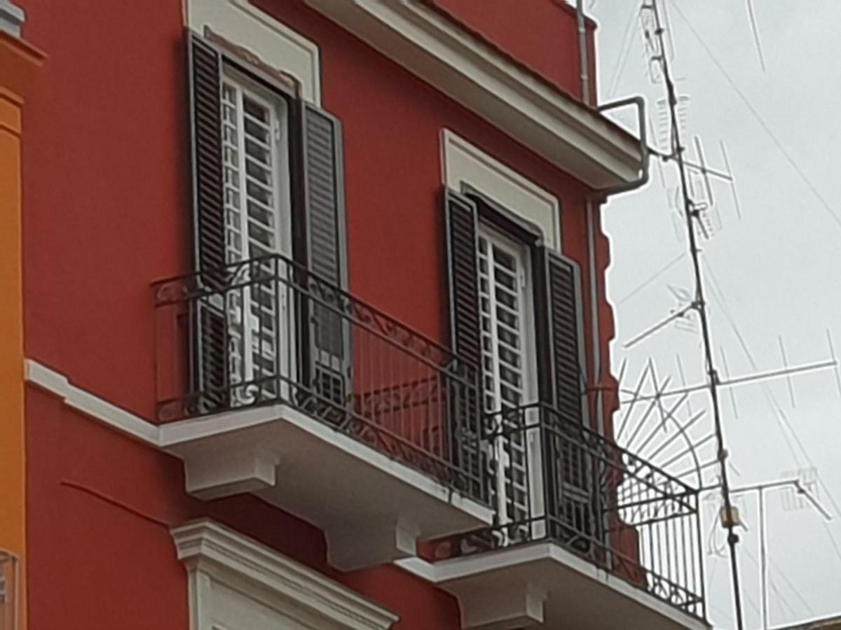 Cconforthotels Appartamento Crispi Bari Eksteriør bilde